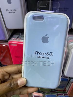 Vonzee Liquid Silicone Soft Back Cover for iPhone 6s - thumbnail 2