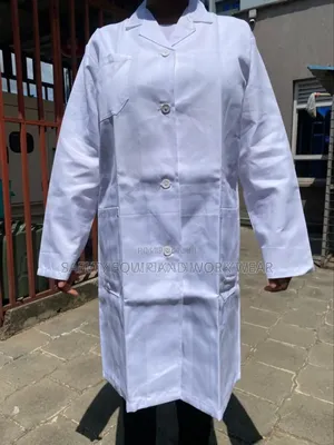 White Lab Coat For Veterinary Clinics.
