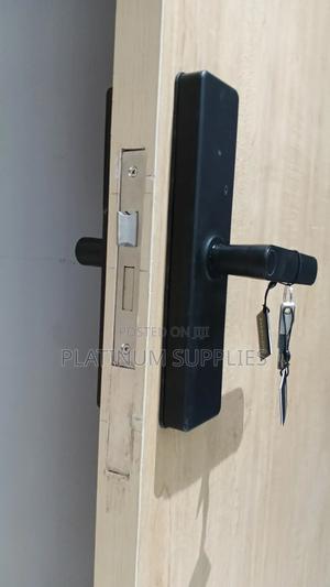 Smart Locks With Wifi, Airbnb Management Smart Lock - main view