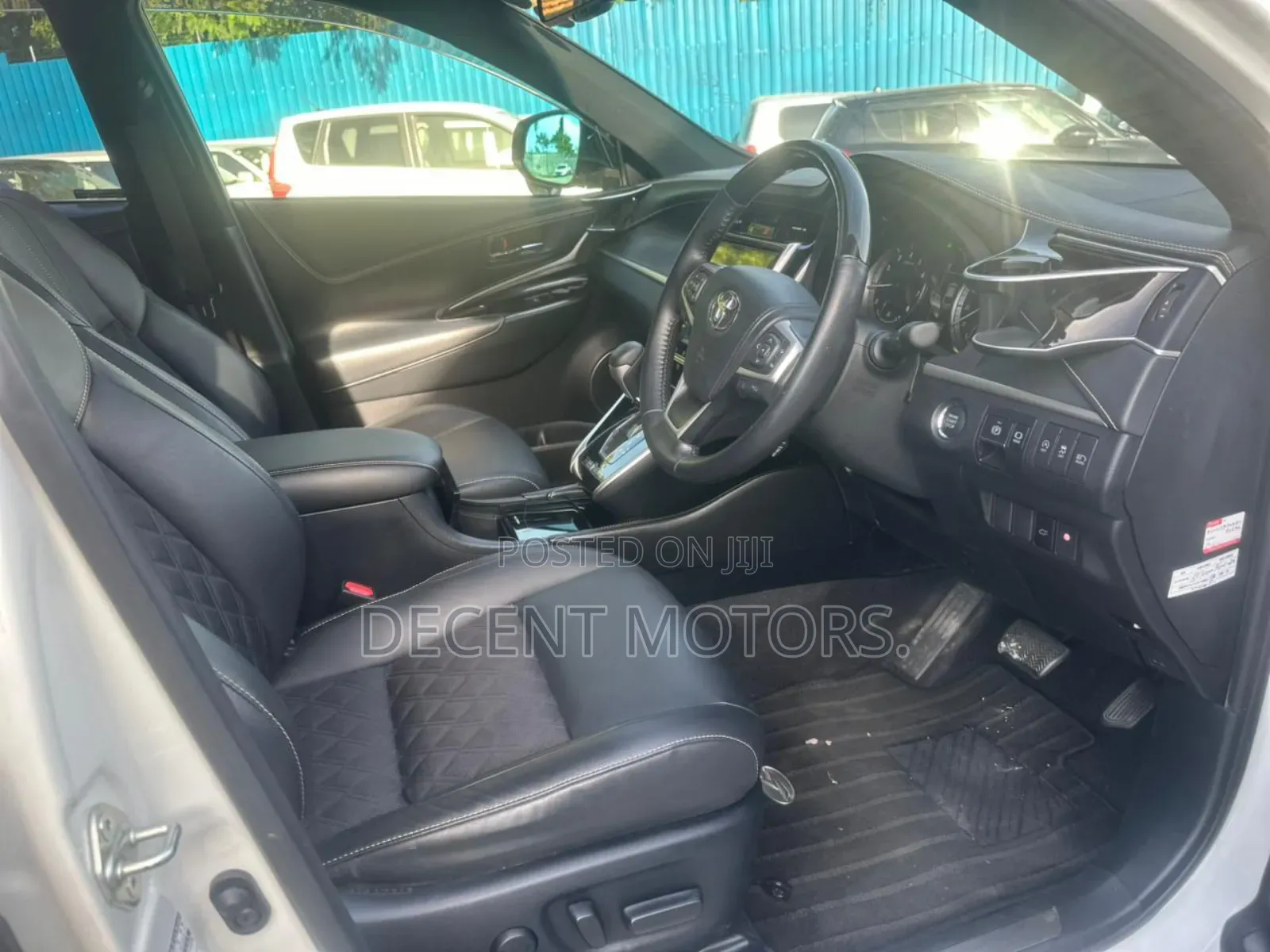 Toyota Harrier 2.0 Turbo 2018 White