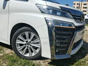 Toyota Vellfire 2019 White