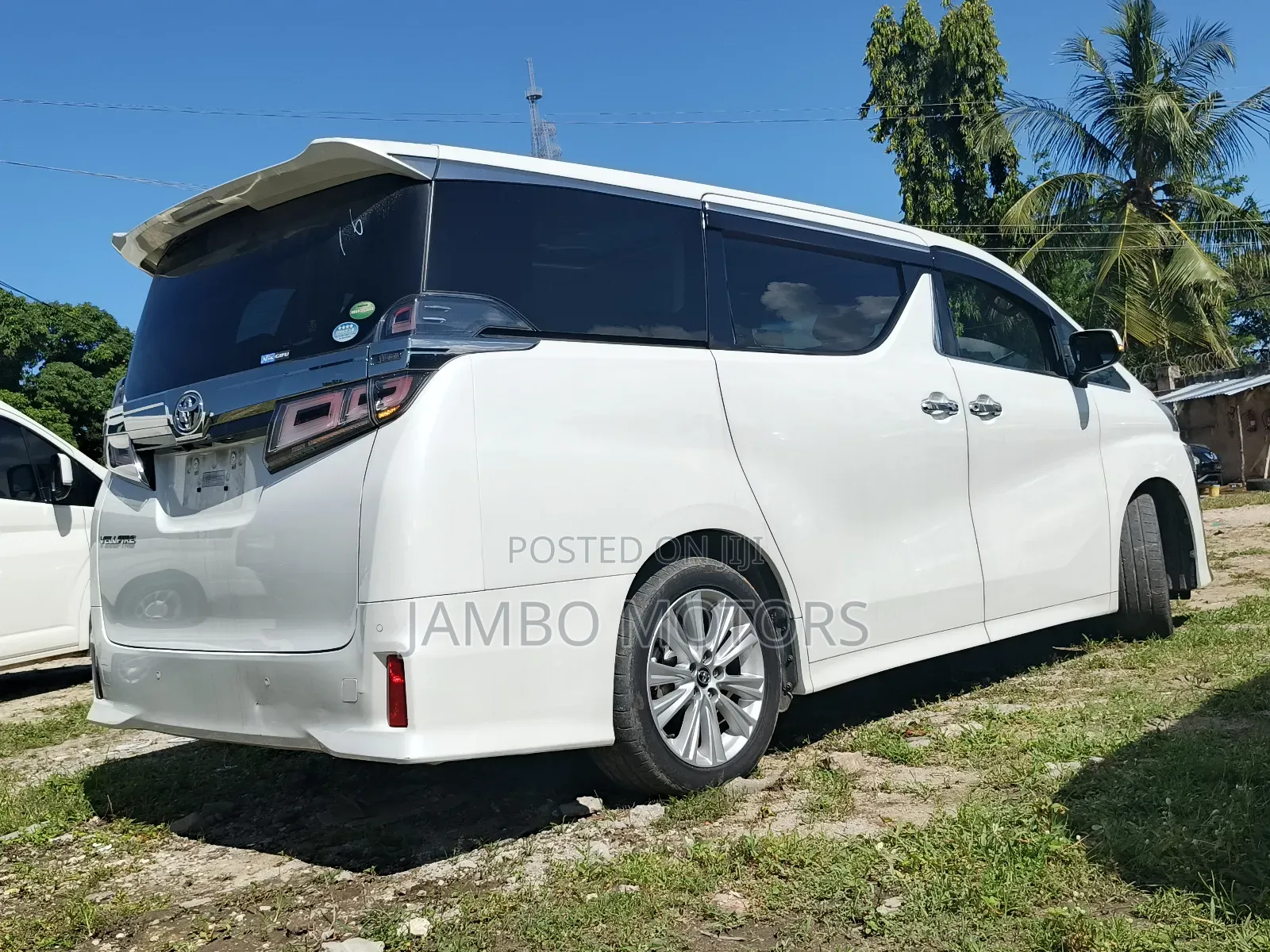 Toyota Vellfire 2019 White