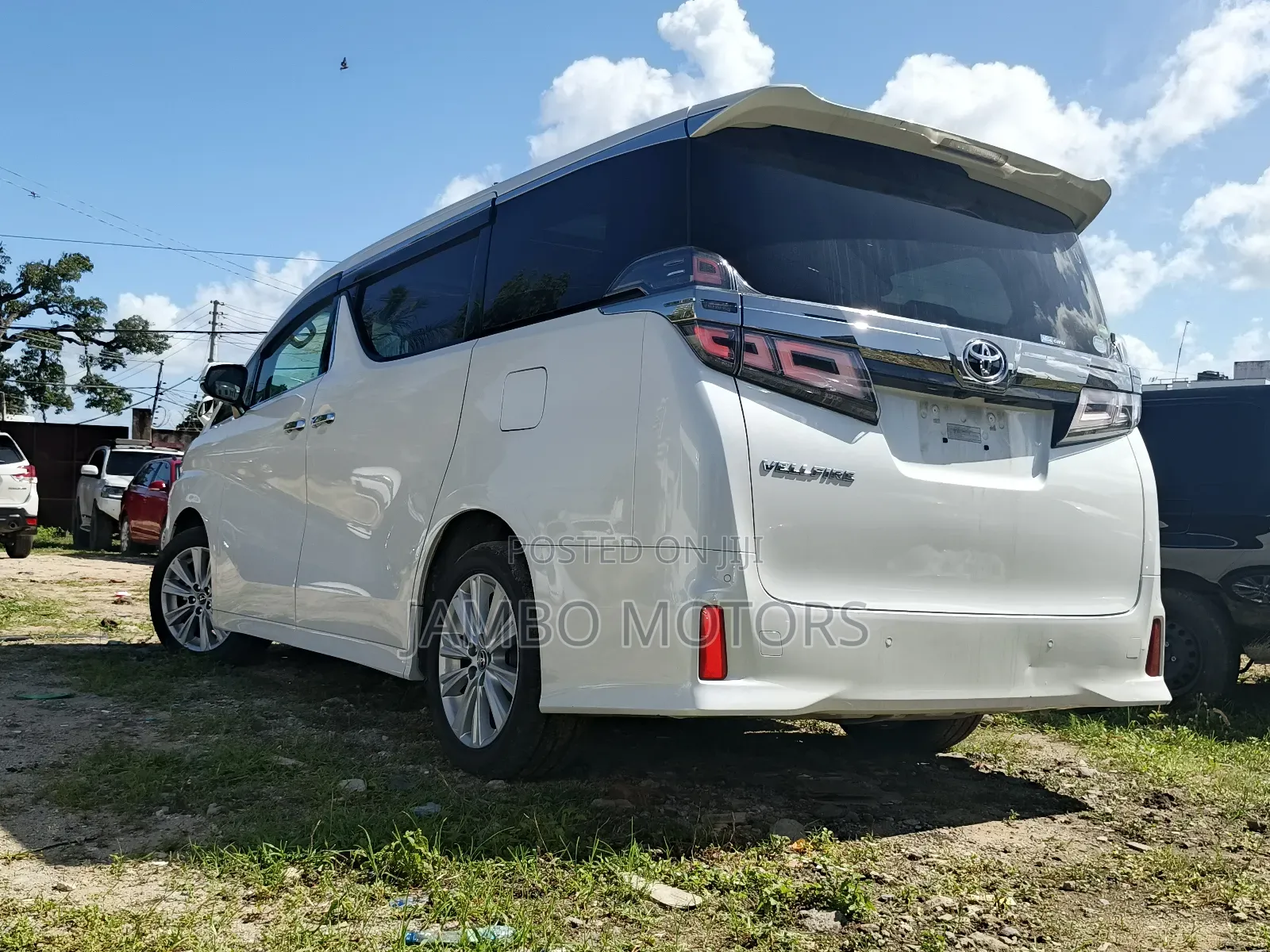 Toyota Vellfire 2019 White