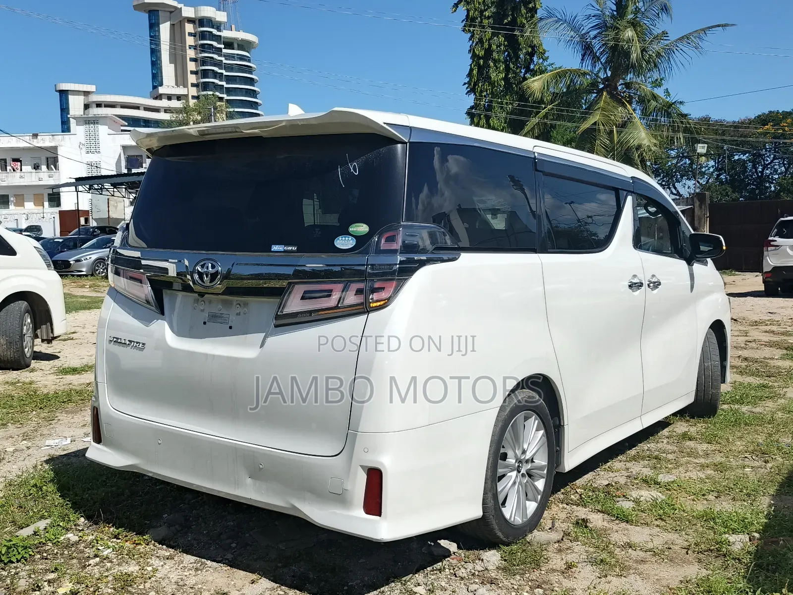 Toyota Vellfire 2019 White