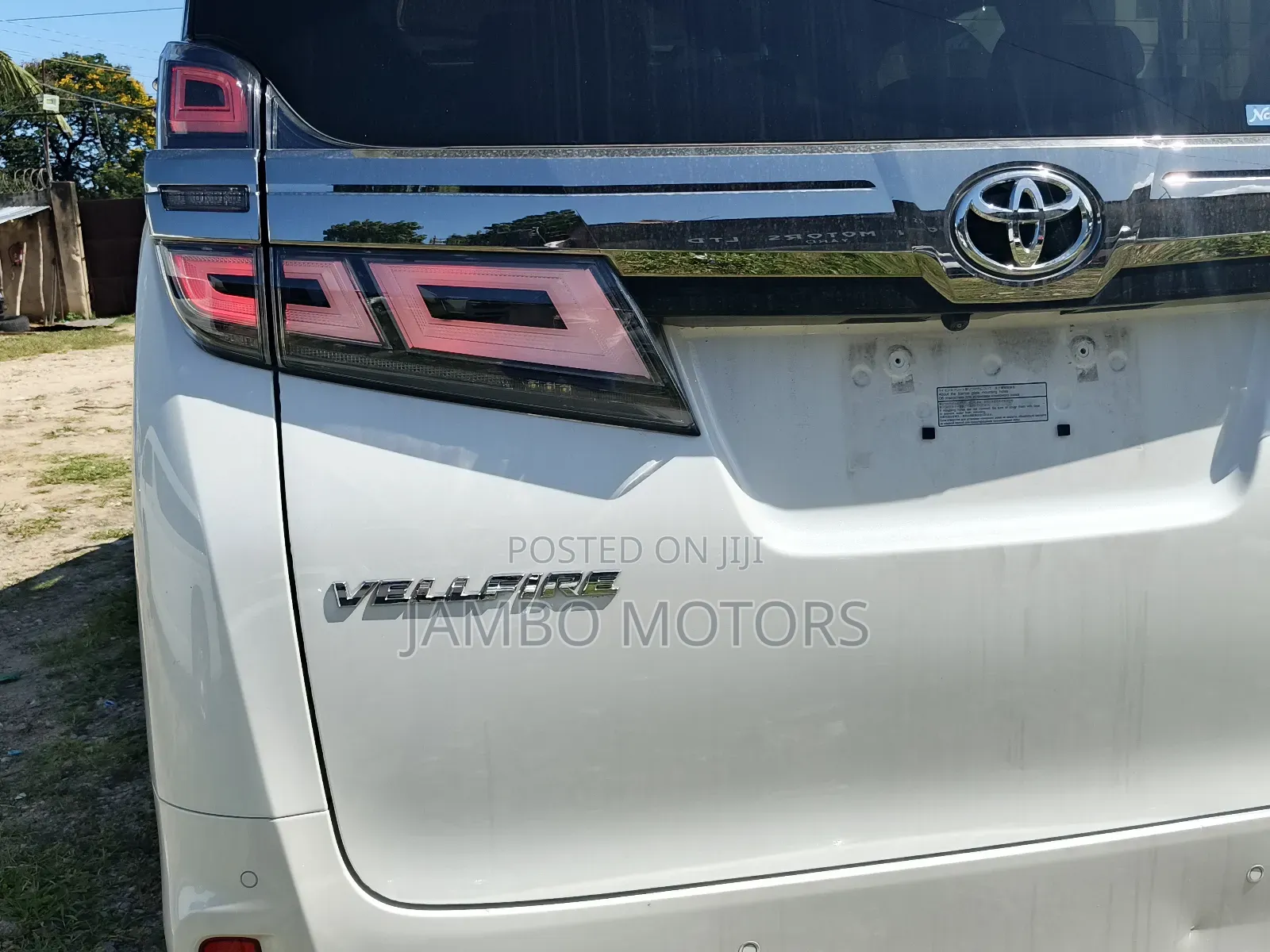 Toyota Vellfire 2019 White