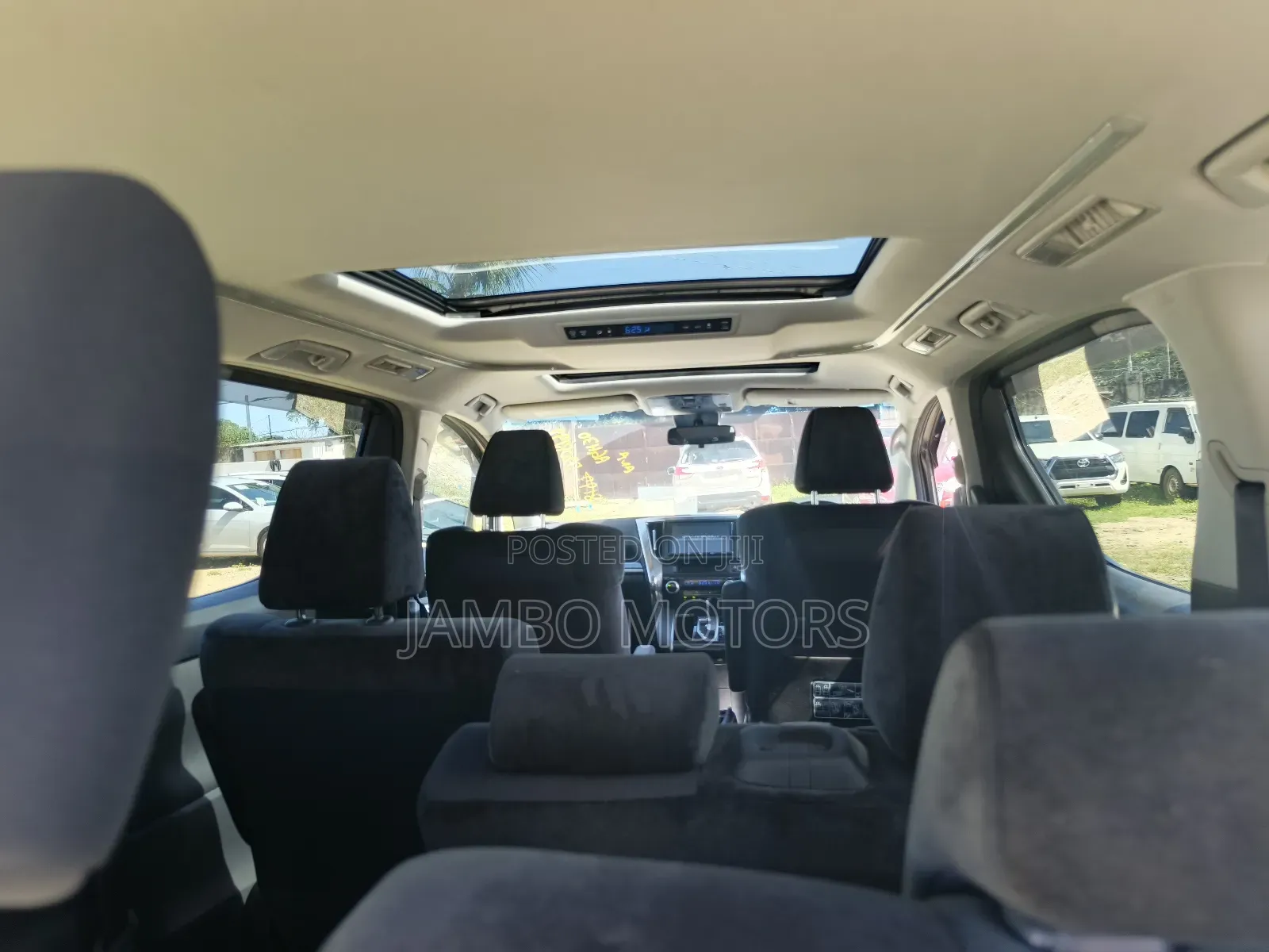 Toyota Vellfire 2019 White