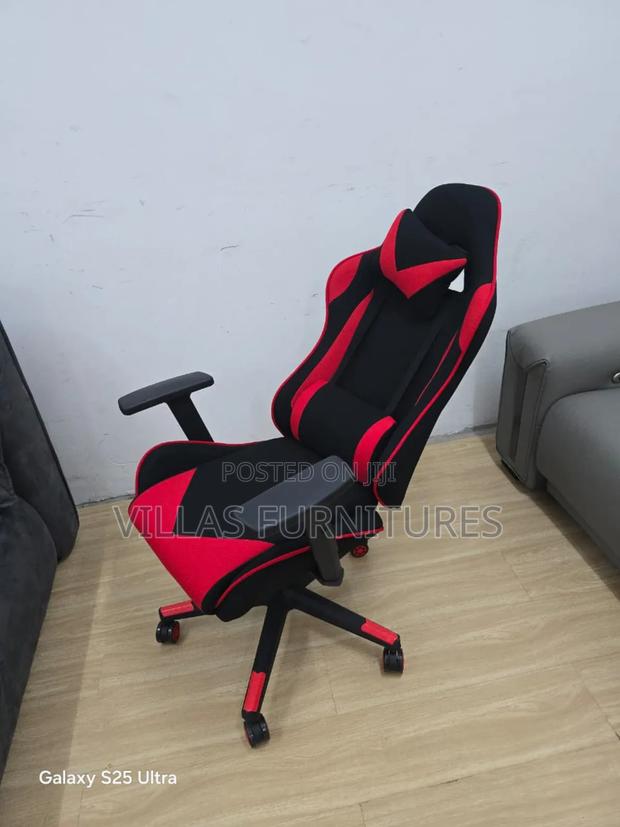 Adjustable Arms and Recliner Gaming Chair