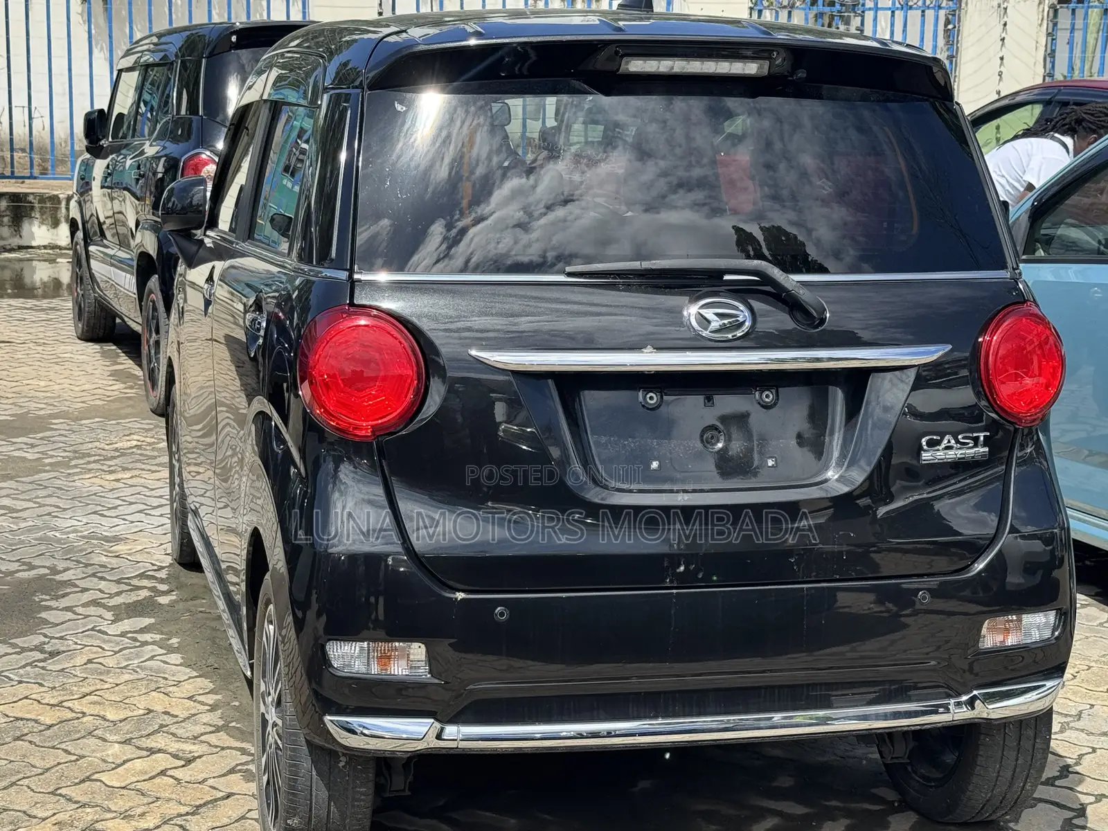 Daihatsu Cast 2018 Black