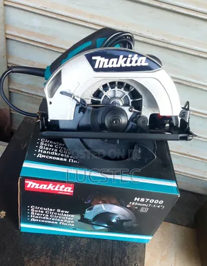 Makita 1400w Circular Saw