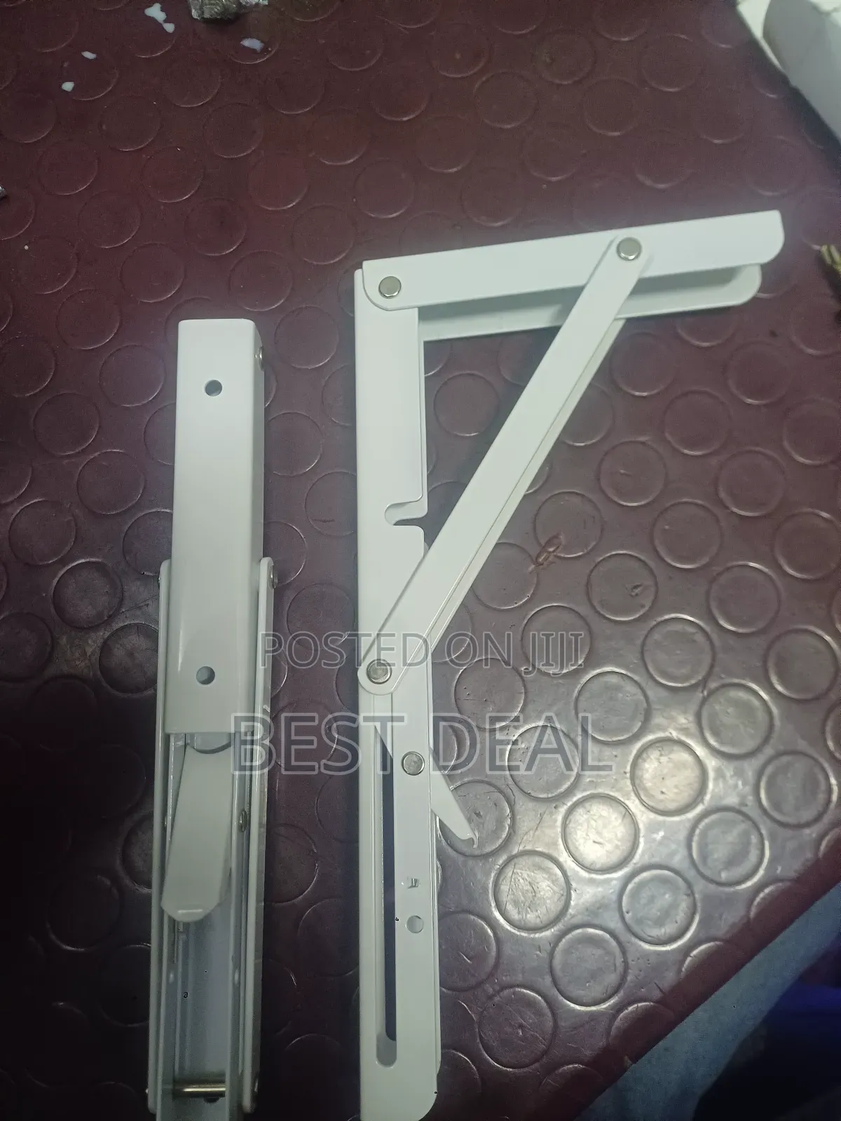 Foldable Shelf Bracket