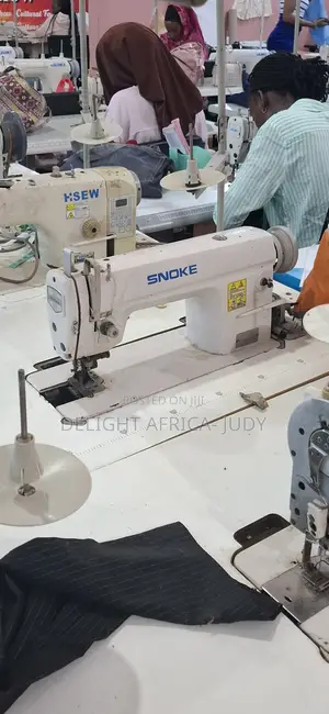 Straight Stitch Sewing Machine