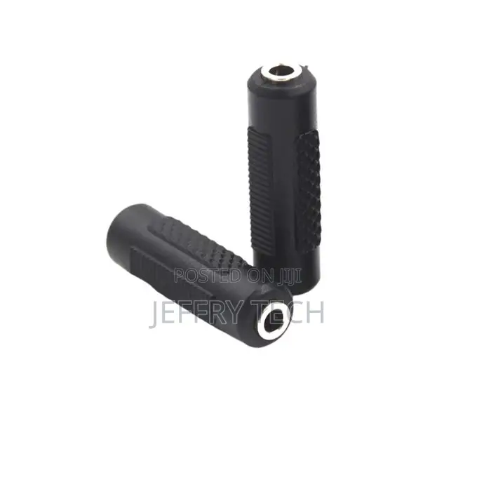 Female to Female Stereo Coupler