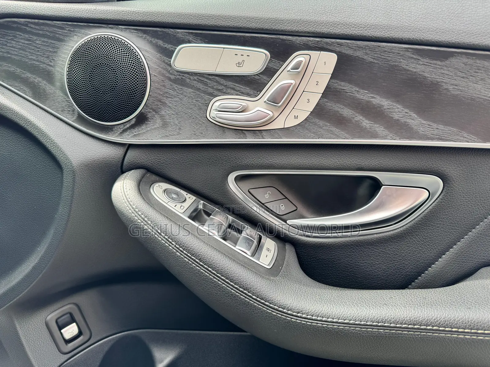 Mercedes-Benz C200 2019 Black