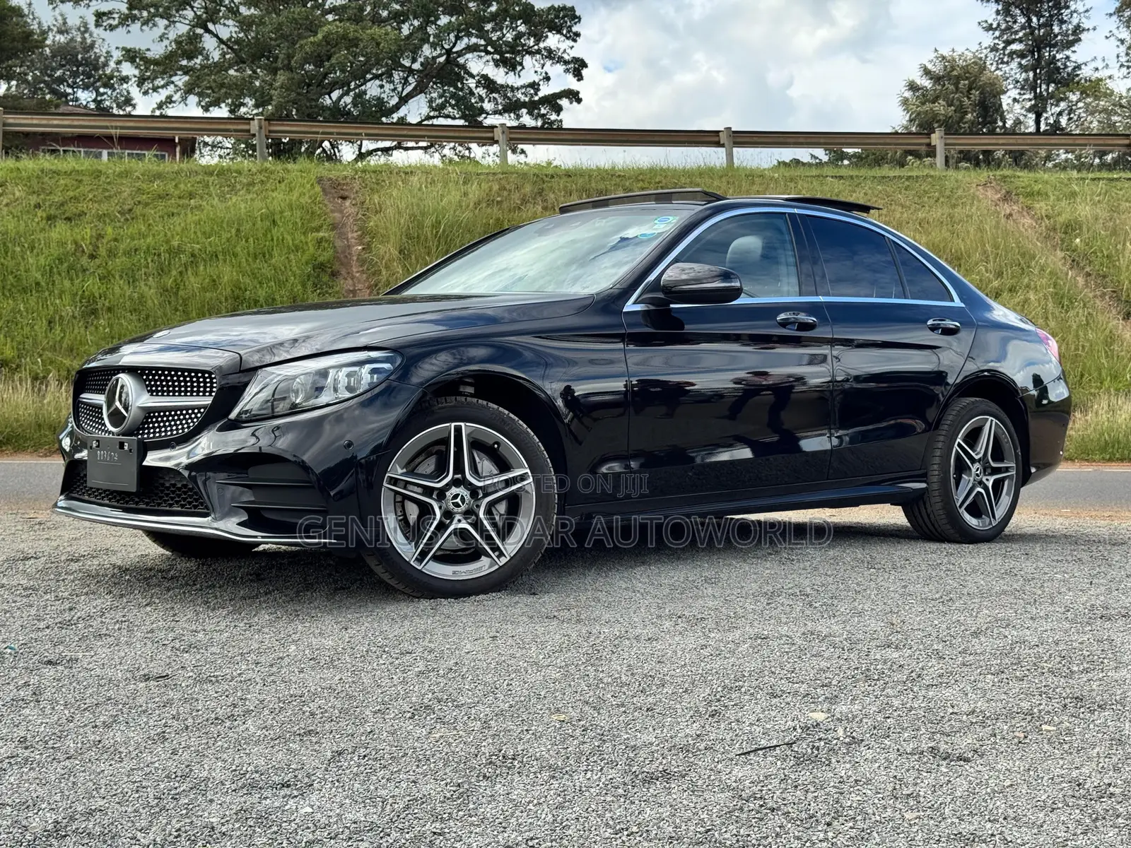 Mercedes-Benz C200 2019 Black