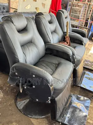 Kinyozi Barber Chair