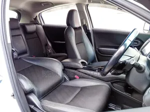 Honda Vezel 2018 Pearl
