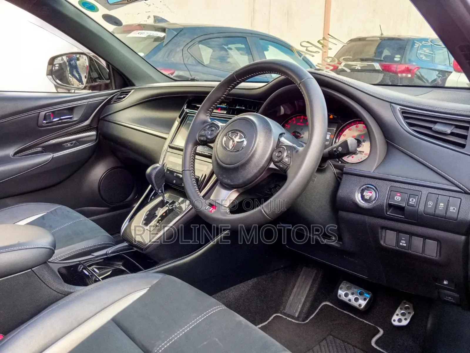 Toyota Harrier 2018 Red