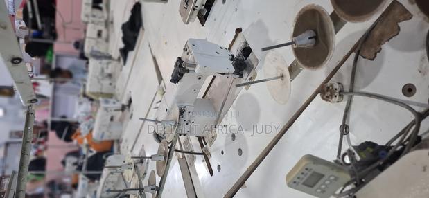 Flat Lock Flatlock Sewing Machine - thumbnail 3