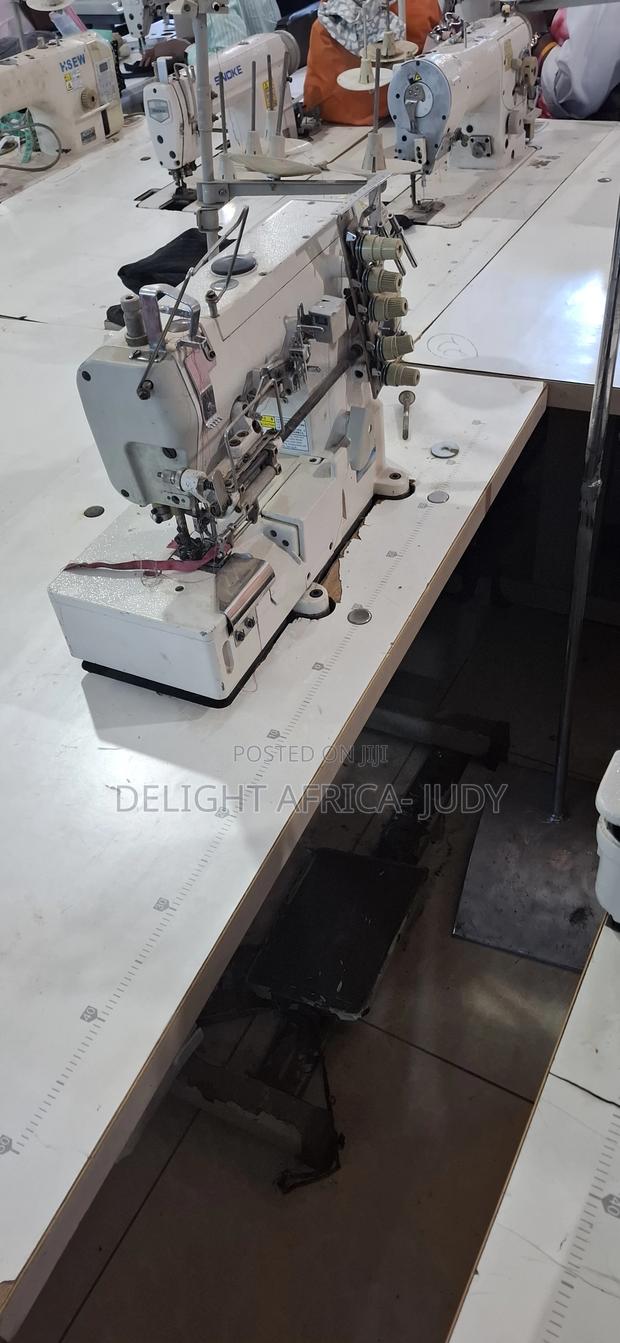 3-Needle Flat Lock Sewing Machine - thumbnail 2