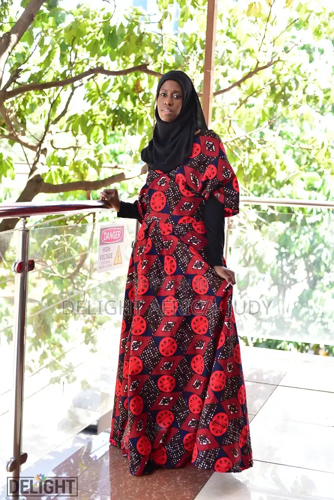 Empowering Muslim Designers, Enroll Modest Fashion School!