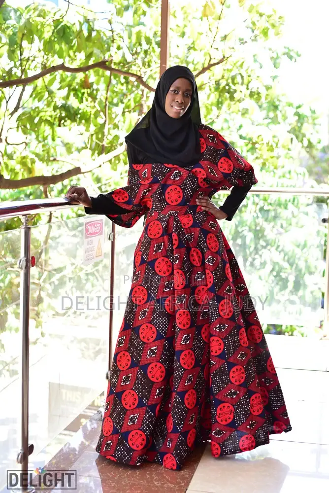 Empowering Muslim Designers, Enroll Modest Fashion School!