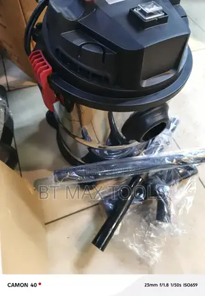 Wet and Dry Vacuum Machine