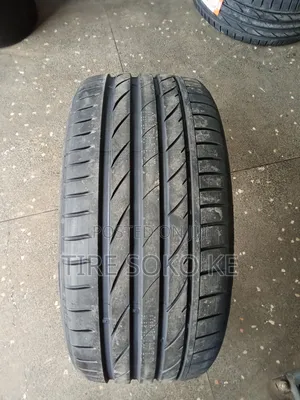 245/35r19 Maxxis Victra Sport Vs5