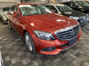 Mercedes-Benz C200 2015 Red