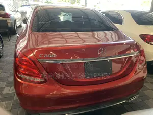 Mercedes-Benz C200 2015 Red