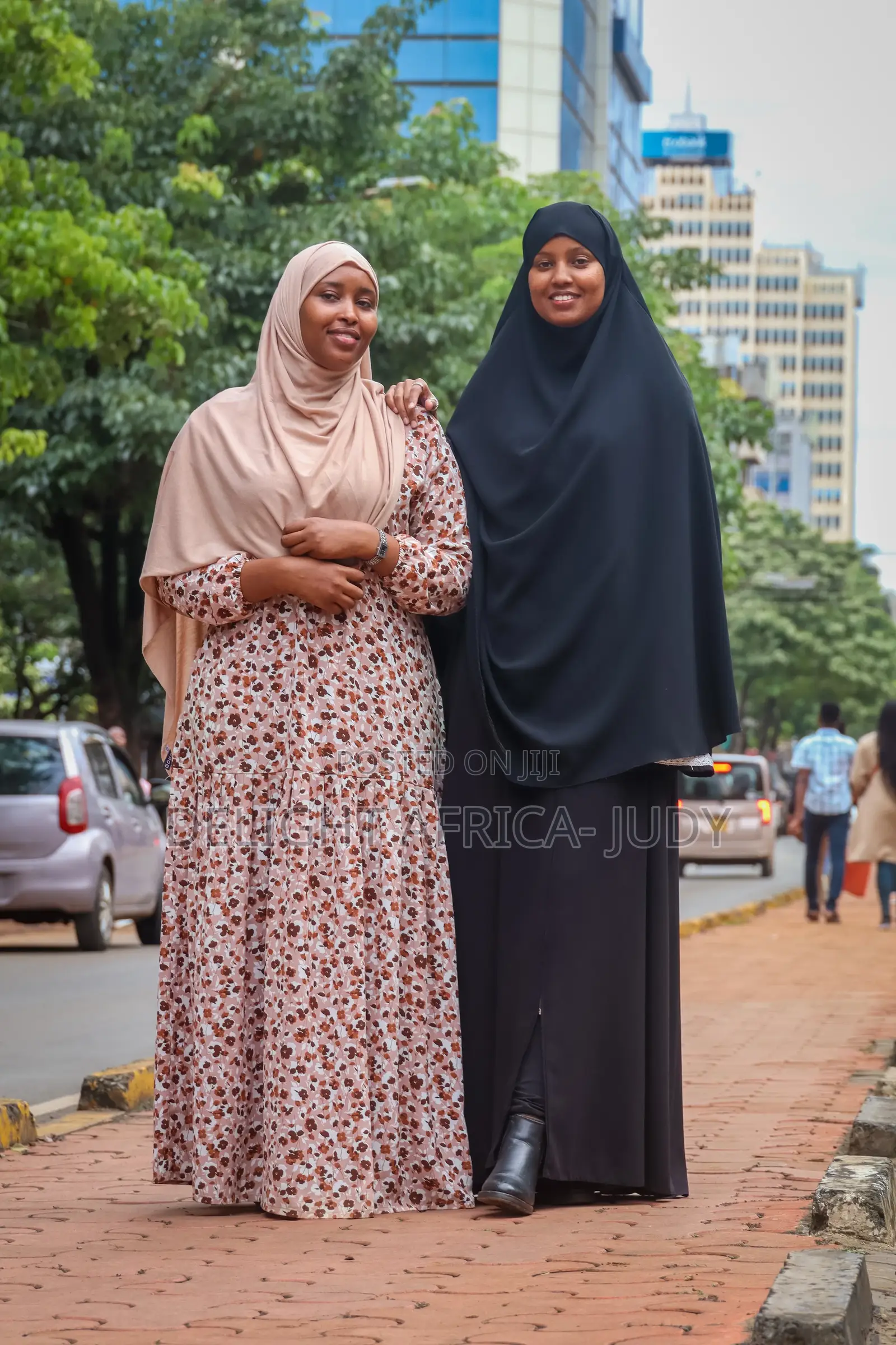 Abaya, Hijab Tailoring Training Fashion for Muslim Somali