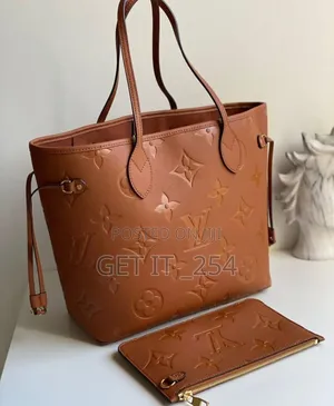 Lv Tote Bag Size: 41cm*17cm*29cm
▪Shape:Casual