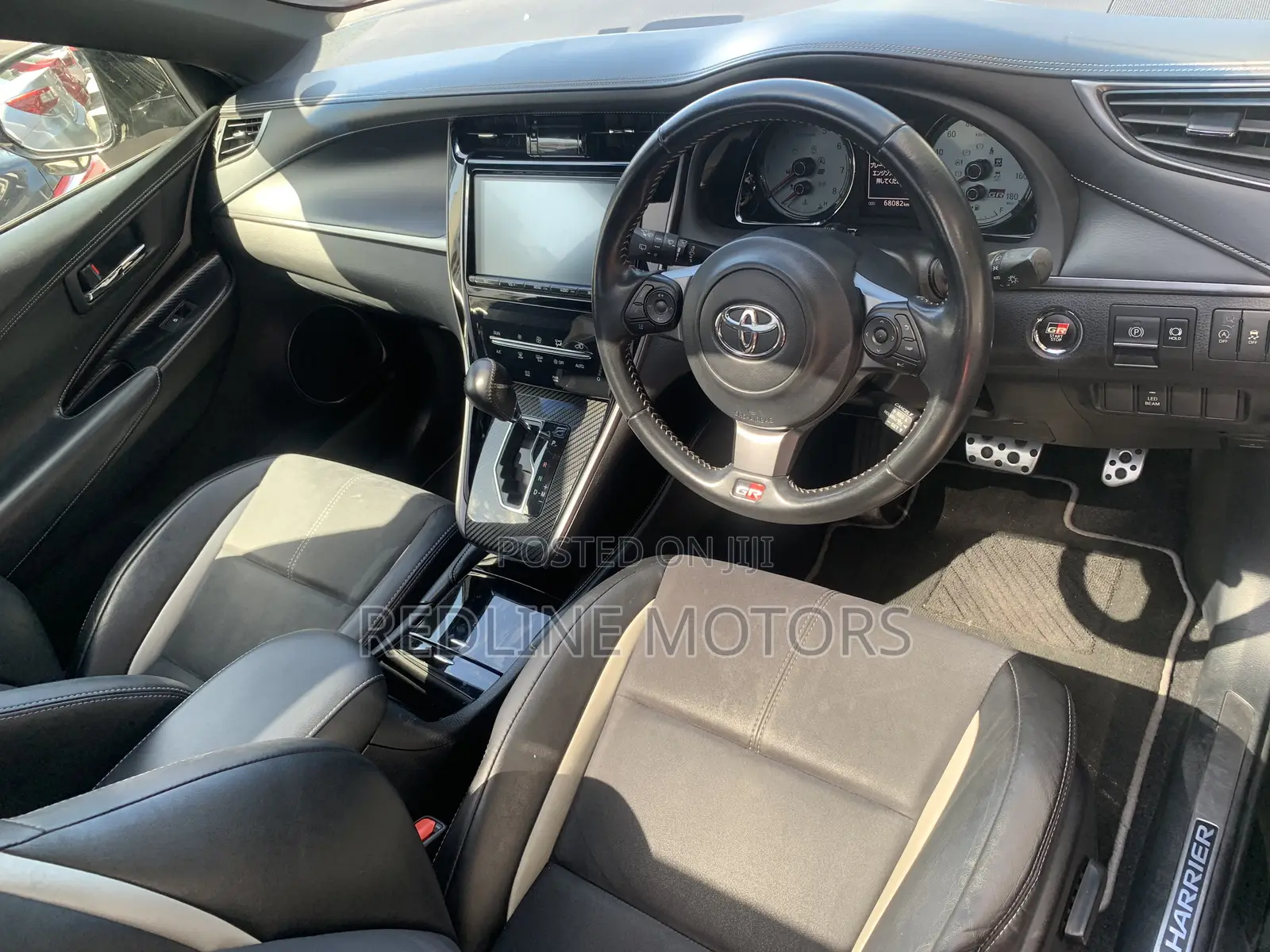 Toyota Harrier 2.0 Turbo 4WD 2018 Matt Black