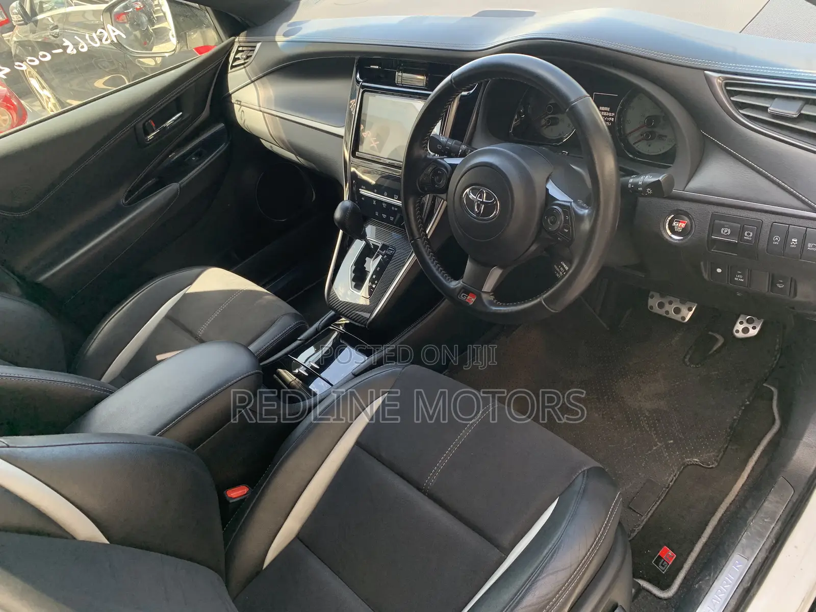 Toyota Harrier 2.0 Turbo 4WD 2018 Pearl