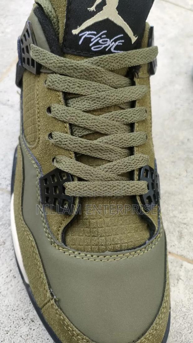 Jordan 4 Retro - thumbnail 3