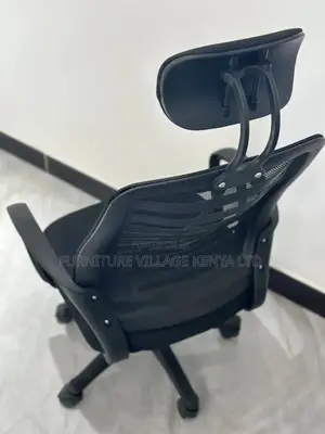 Office Chair: Ergonomic Headrest Mesh Relaxed Backrest Chair