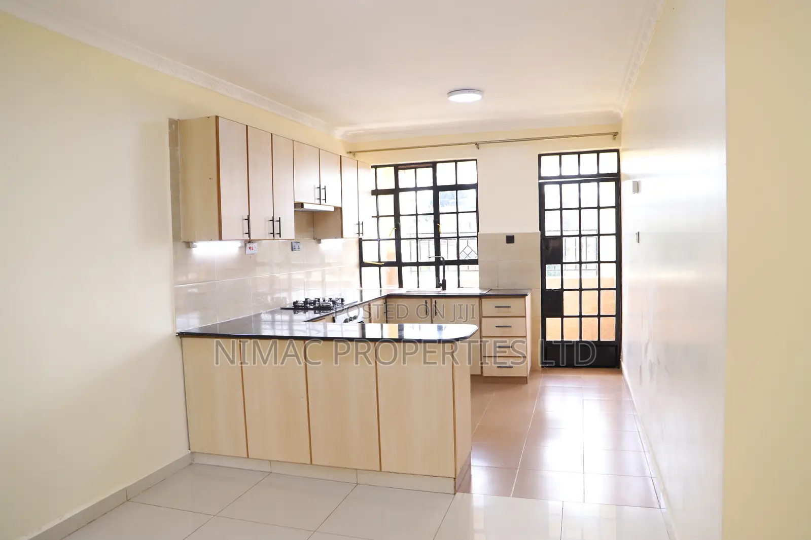 3bdrm Apartment in Ruaka for sale