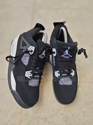 Jordan 4 Retro