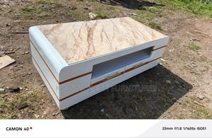 The Cup Curve Coffee Table Gold White Marble Brown - thumbnail 2