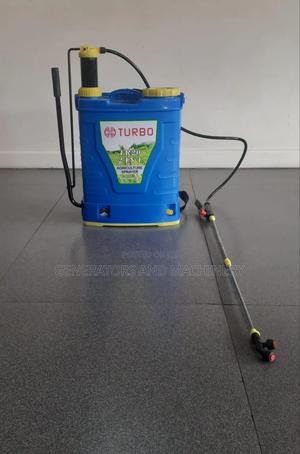 Battery and Manual Sprayer - thumbnail 2