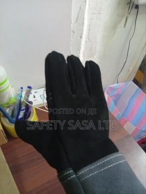 Black Leather Gloves - thumbnail 2