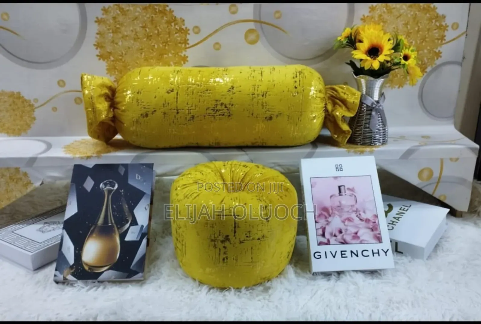 Best Quality Yellow Sausage/Wheel Pillow Set