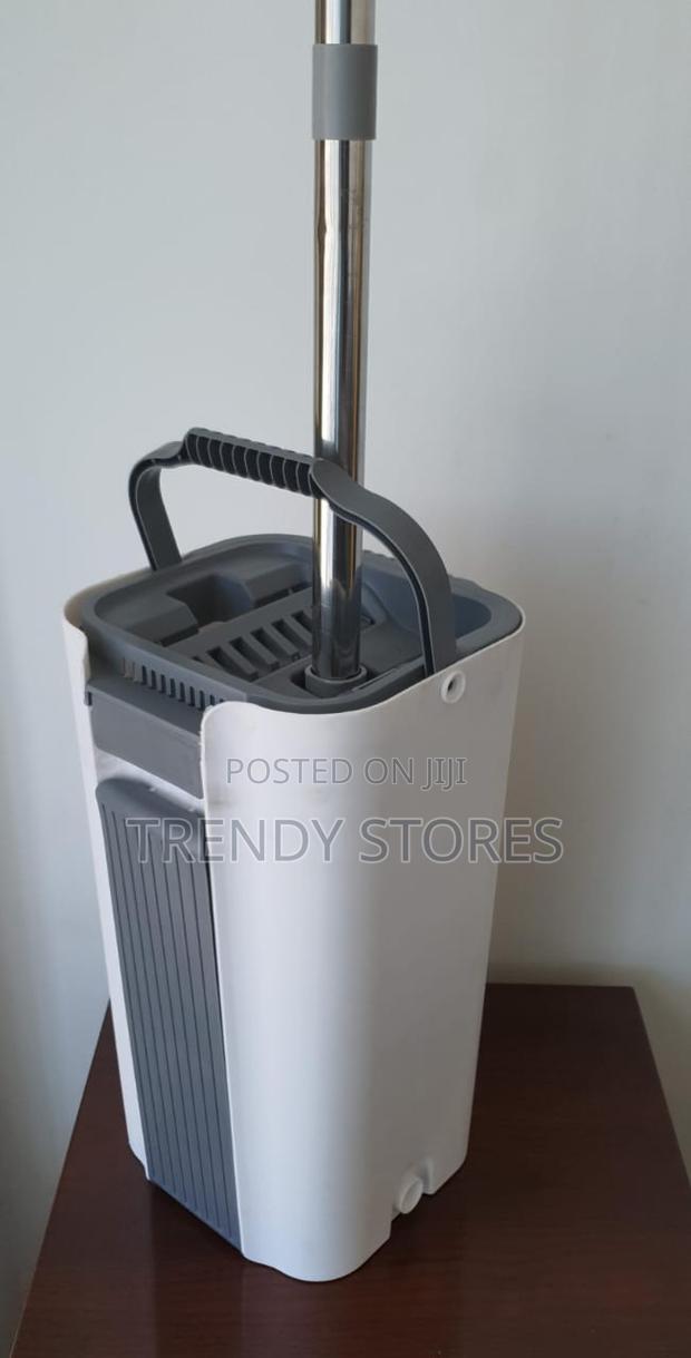 Magic Mop And Bucket - main view