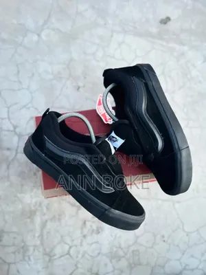 Knu Vans Sizes 39 - 43