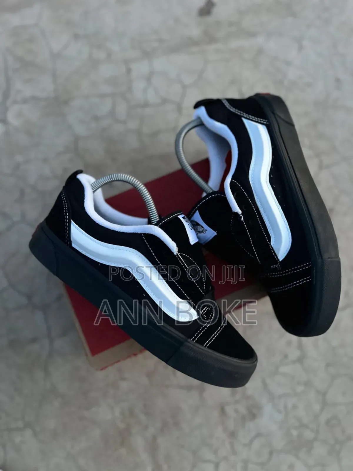 Knu Vans Sizes 39 - 43