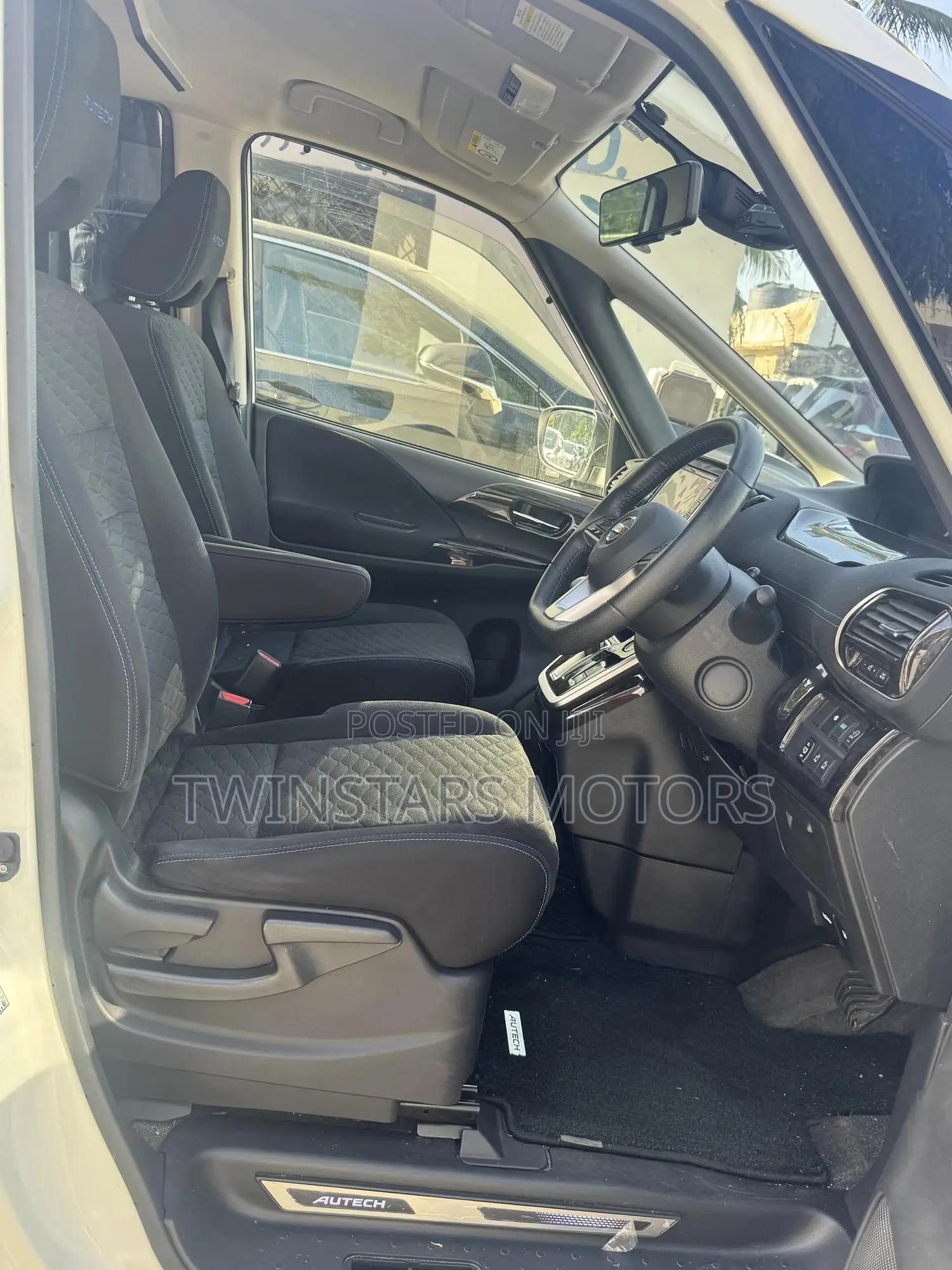 Nissan Serena 2020 White