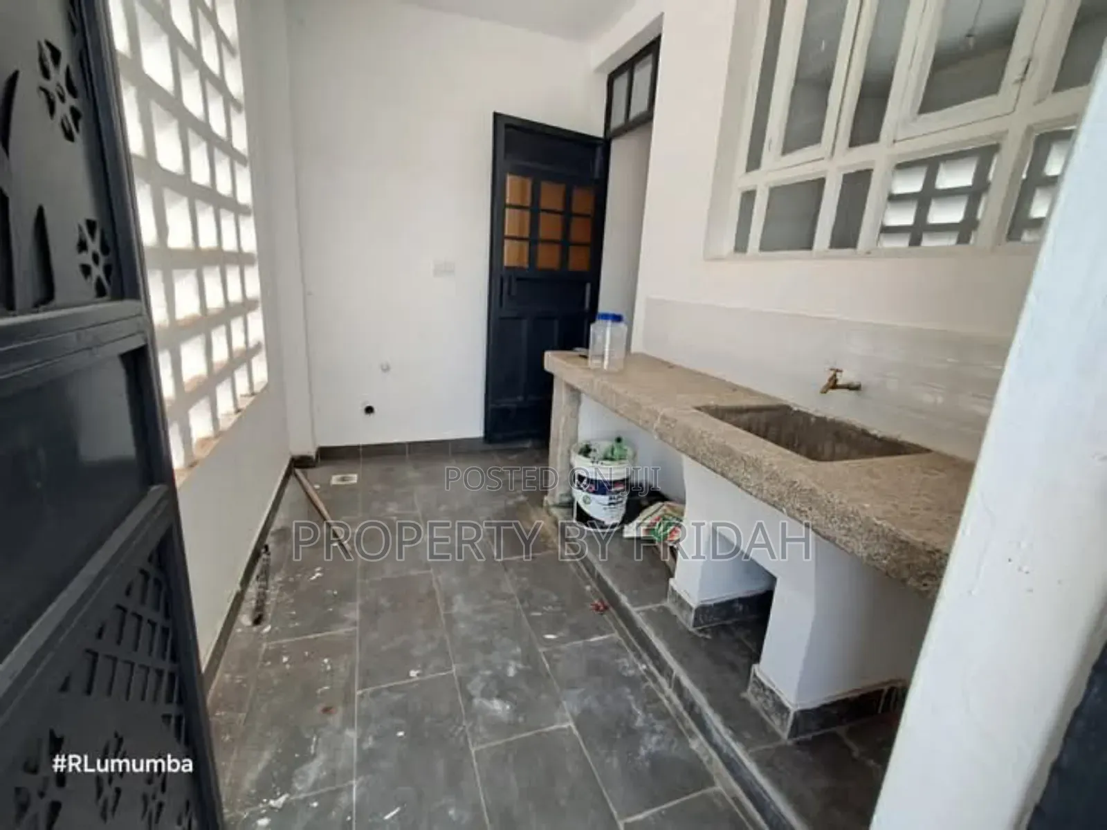 3bdrm Mansion in Kitengela for rent