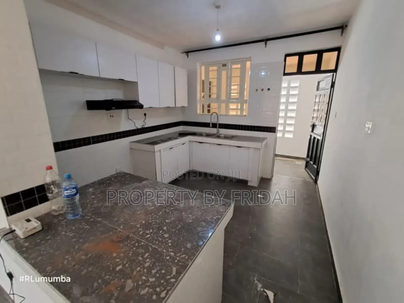 3bdrm Mansion in Kitengela for rent