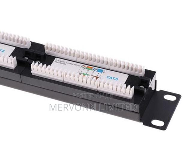 Rack Mountable 24 Port Patch Panel - main view
