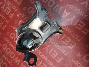 Engine Mount Nissan Dayz