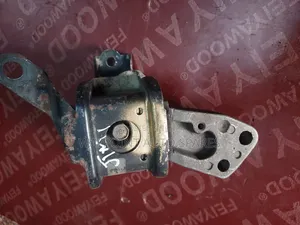 Engine Mount Nze/Fielder